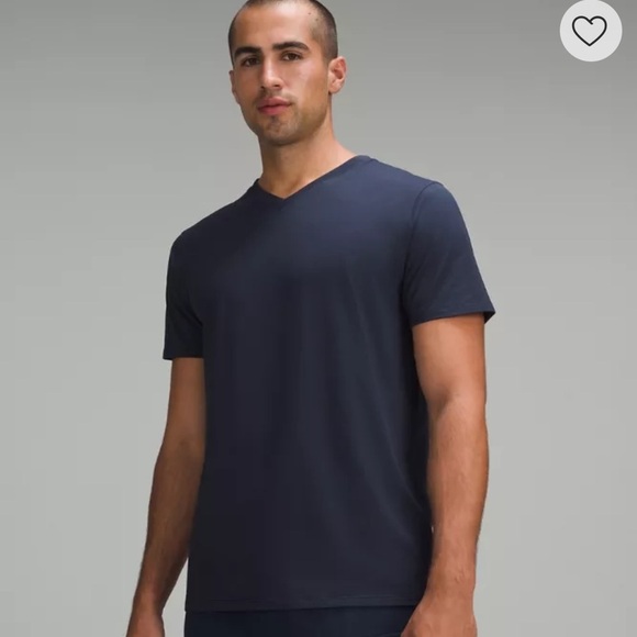 lululemon Fundamental V-Neck T-Shirt Size M - Picture 2 of 11